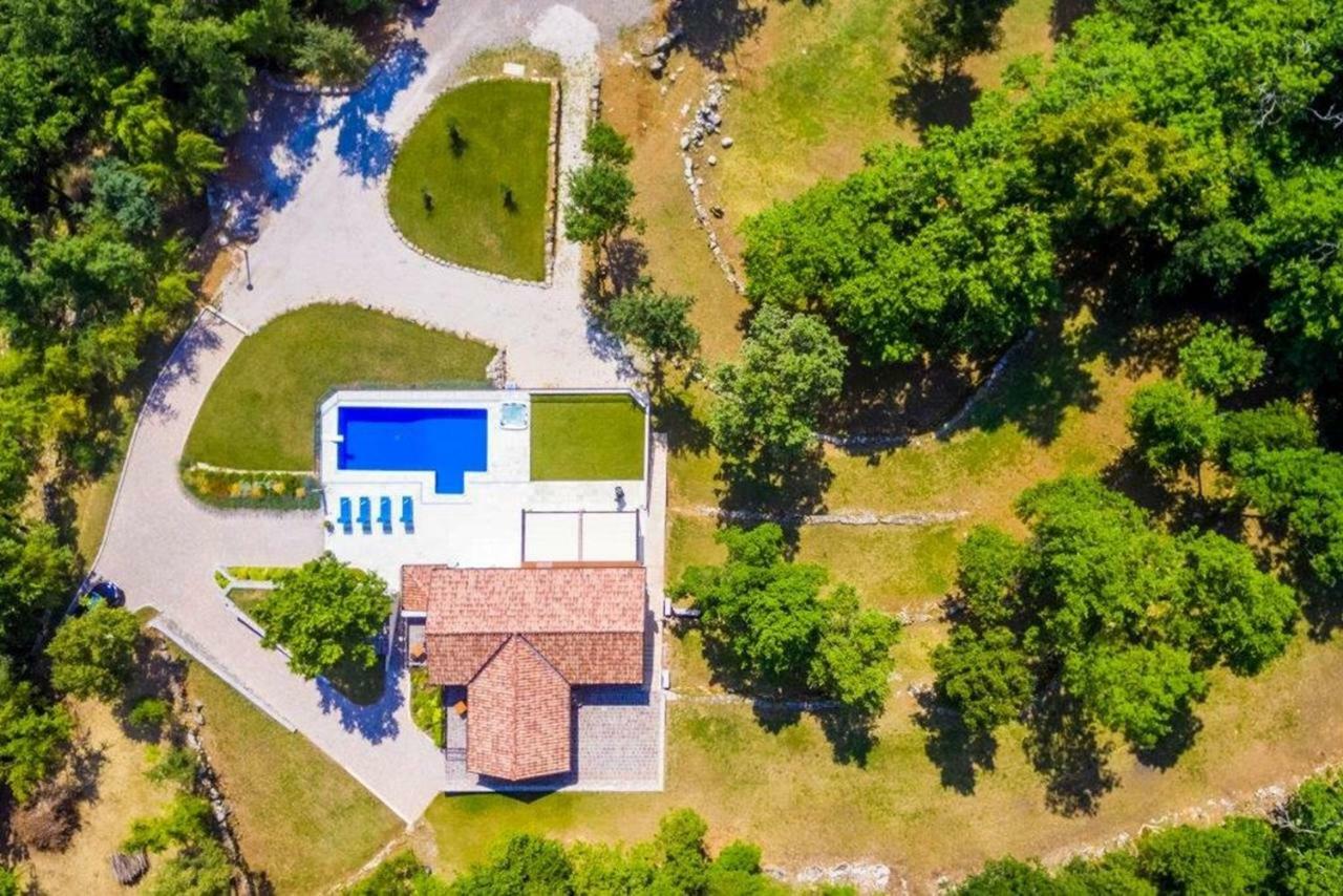 Villa Marron Veprinac Eksteriør bilde